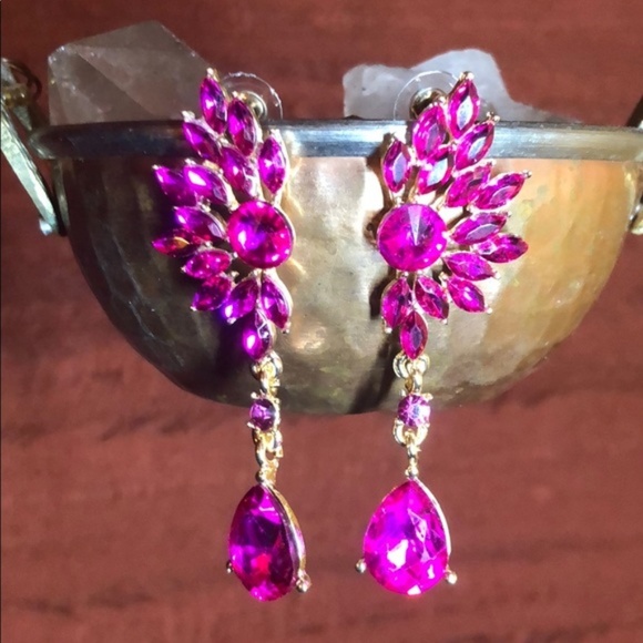 Jewelry - Hot Pink Rhinestone Dangle Earrings (Resto…